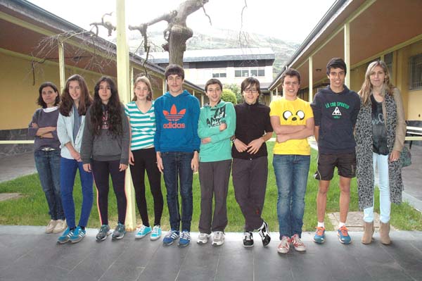 Alumnos do IES Lauro Olmo participantes na proba internacional.