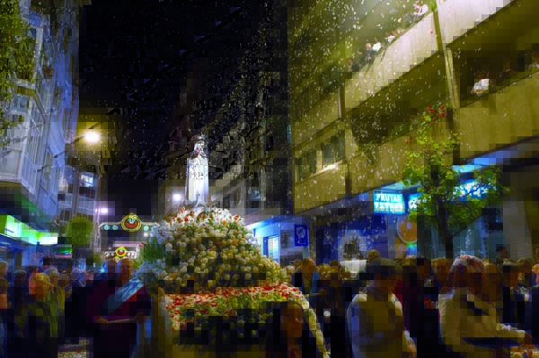 Procesión da Virxe de Fátima na cidade de Ourense./ Foto: Carlos G. Hervella