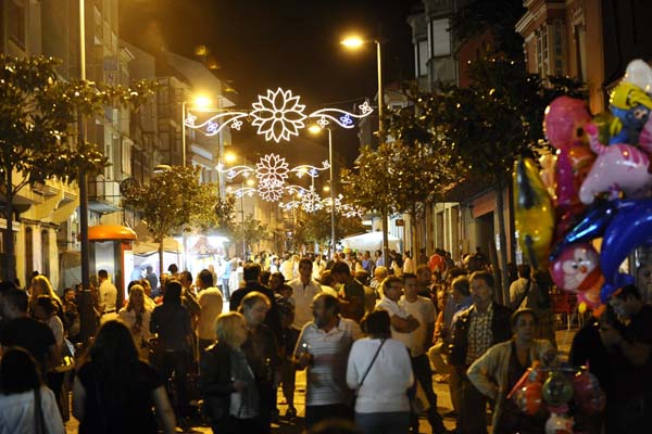A Rúa en festas. /Foto: Carlos G. Hervella