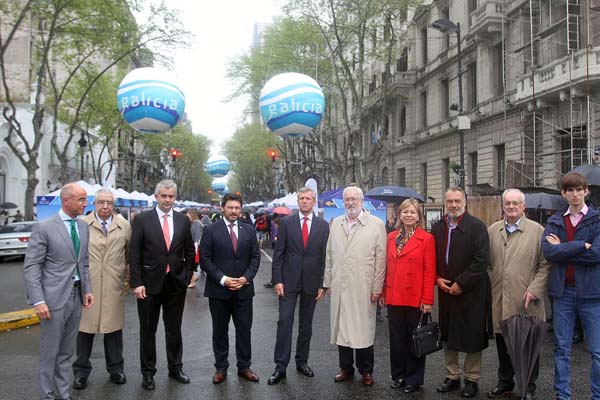 O vicepresidente da Xunta, Alfonso Rueda, e o secretario xeral de Emigración, Antonio Rodríguez Miranda, nesta celebración en Bos Aires.