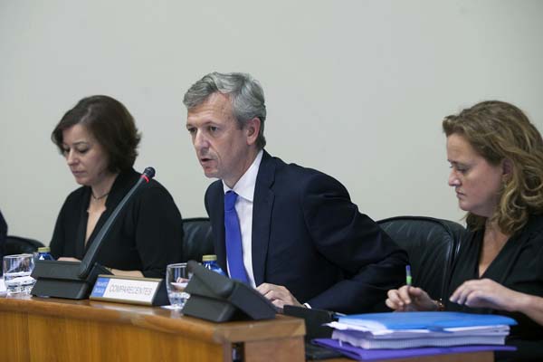 Alfonso Rueda, no Parlamento  presentando os orzamentos e as liñas de actuación da Vicepresidencia para o ano 2015.