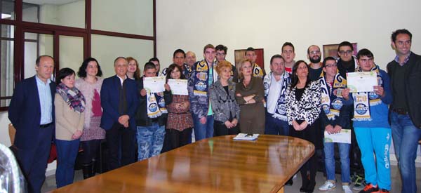 Os alumnos do CEE O Pino de Ourense, participantes no concurso.