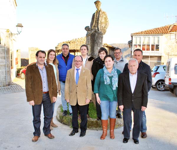 Membros da candidatura do PSdeG-PSOE ás eleccións municipais en Parada de Sil.