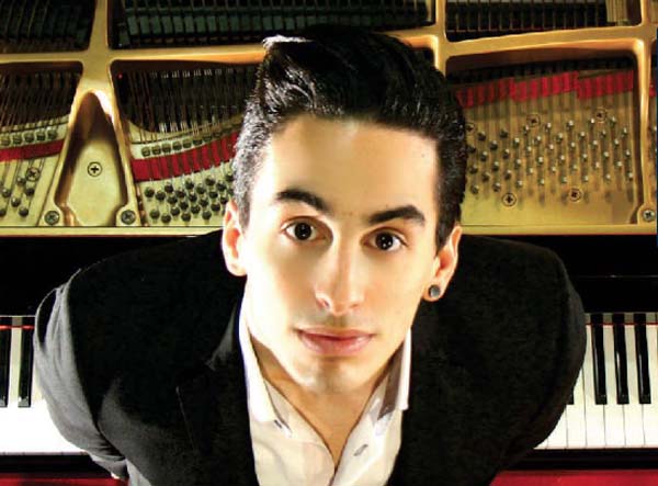 O pianista trivés Fabio Álvarez, na imaxe do cartaz do concerto no Liceo.