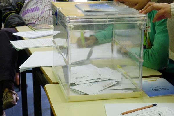 Unha das urnas das eleccións do 24 de maio no oriente ourensán./ Foto: Ángeles Rodríguez.