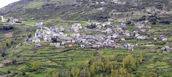 Panorámica do pobo de Casaio, no concello de Carballeda de Valdeorras./ Foto: Carlos G. Hervella.