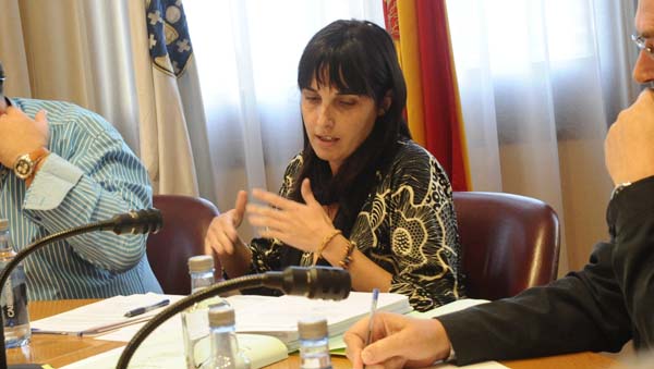 A alcaldesa-presidenta do Concello da Rúa, María González Albert. /Foto: Mónica G. Bellver.