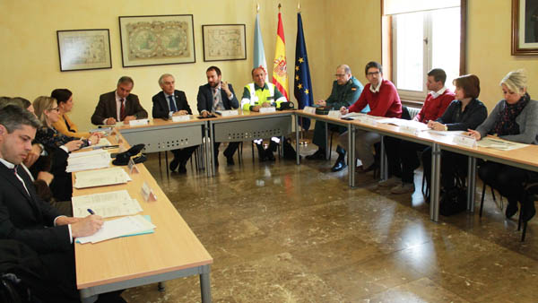 Un dos momentos da reunión celebrada na Subdelegación de Ourense.