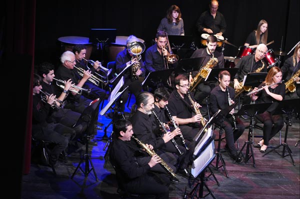 Saxofonistas barquenses actuando nun dos concertos da Banda de Música./ Foto: Carlos G. Hervella.