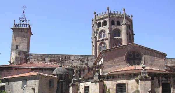 Imaxe da Catedral de San Martiño de Ourense.