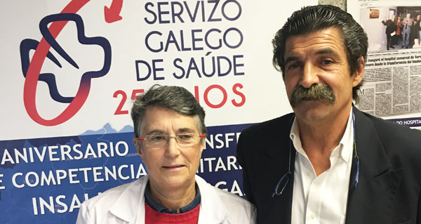 A xerente do Hospital de Verín, Guillermina Agulla, cun dos ex xerentes deste centro, Enrique Pérez.