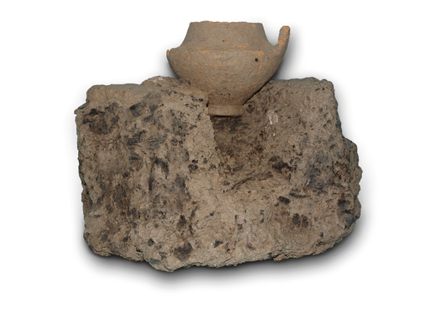 Vaso de cerámica común Romana século III-IV d.C., aparecida no xacemento arqueolóxico de Santa Catarina de Reza Vella. Ourense./ Foto: Fernando del Río.