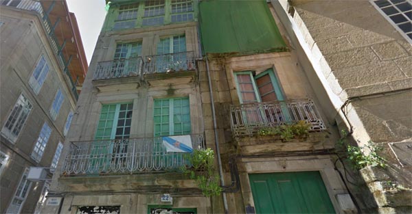 Imaxe da fachada do edificio que xestionará a Xunta como albergue.