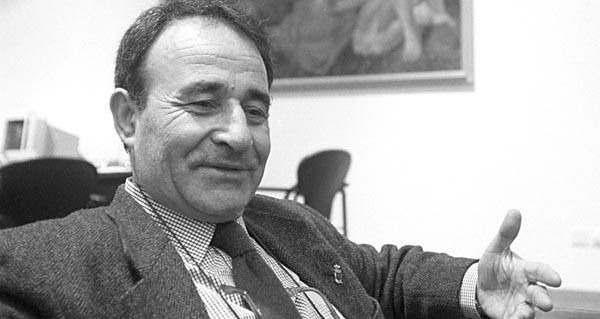 O escritor Carlos Casares (Ourense, 1941-Vigo, 2002)/ Foto: Carlos G. Hervella.