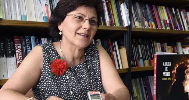 Celia Díaz presentará o seu libro "A boca do monte". /Foto: Carlos G. Hervella.