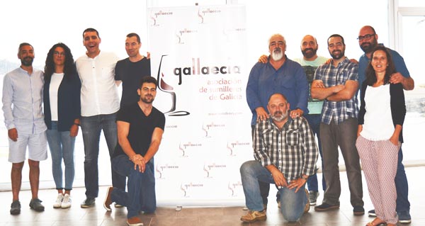 Membros do panel da cata final das Distincións Gallaecia 2016./ Foto: Asociación de Sumilleres Gallaecia.
