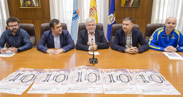 Dende a esquerda, Marcos Meno, José Luis Suárez, Rosendo Fernández, Bernardino González e Óscar Gómez.