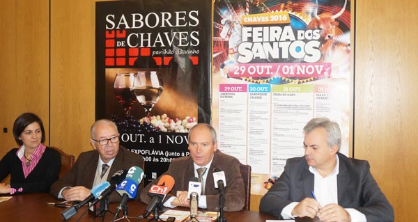 Presentación dos actos da Feira dos Santos en Chaves (Portugal).