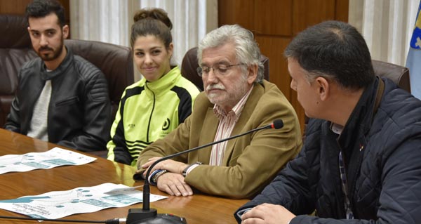Manuel Seguín, Nuria Rives, Rosendo Fernández e Bernardino González, na presentación.