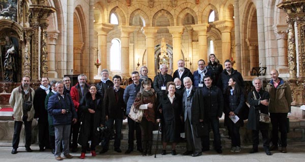 Participantes no Congreso Internacional de San Martino de Tours, no interior do Mosteiro de Oseira.